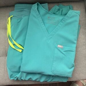 Figs Cactus XL Scrub Set